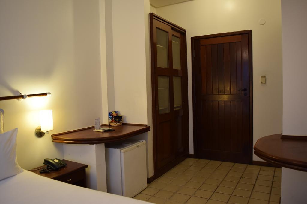 Hotel Pousada Encanto De Itapoan Salvador Exteriör bild
